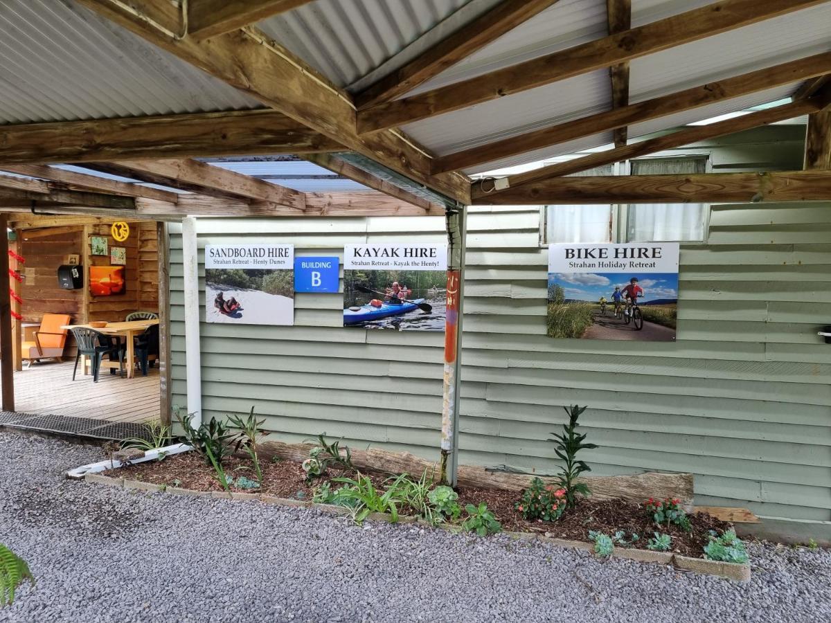 Strahan Backpackers Exterior photo